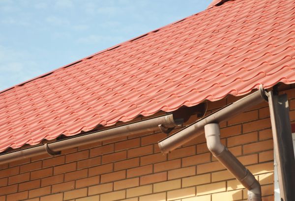 Loose Gutter Repair in Bountiful